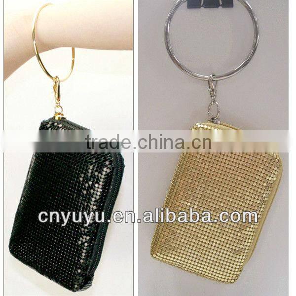 Mini Zip Arround Wristlet