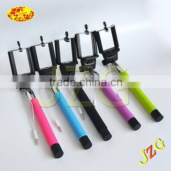 2015 hot products factory wholesale selfie stick for mobile phone camera extendable colorful selfie stick with cable