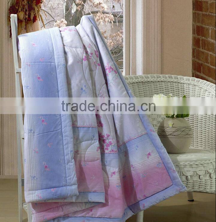 New high quality 100% cotton wholesale bright colored decorative down bed comforters for hotel,home, hospital