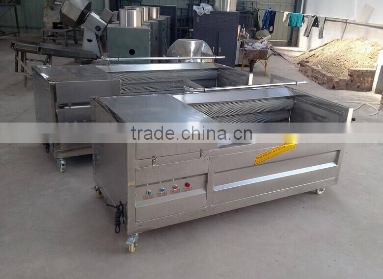 Fruits and vegetables cleaning and peeling machine