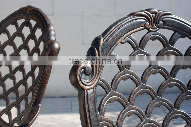Best Selling High Quality Garden Furniture Cast Aluminium Dining Table Set in Patio