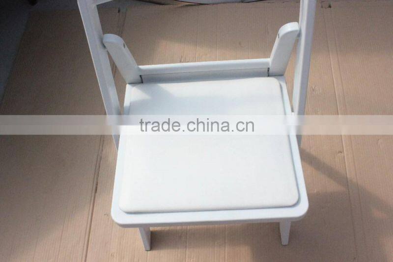 Elegant Folding & Padded Resin Wimbledon Chair