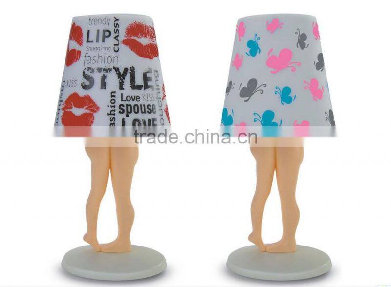 romantic creative kissing lovers design table lamp light