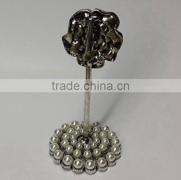 desktop pearl jewelled business card holder