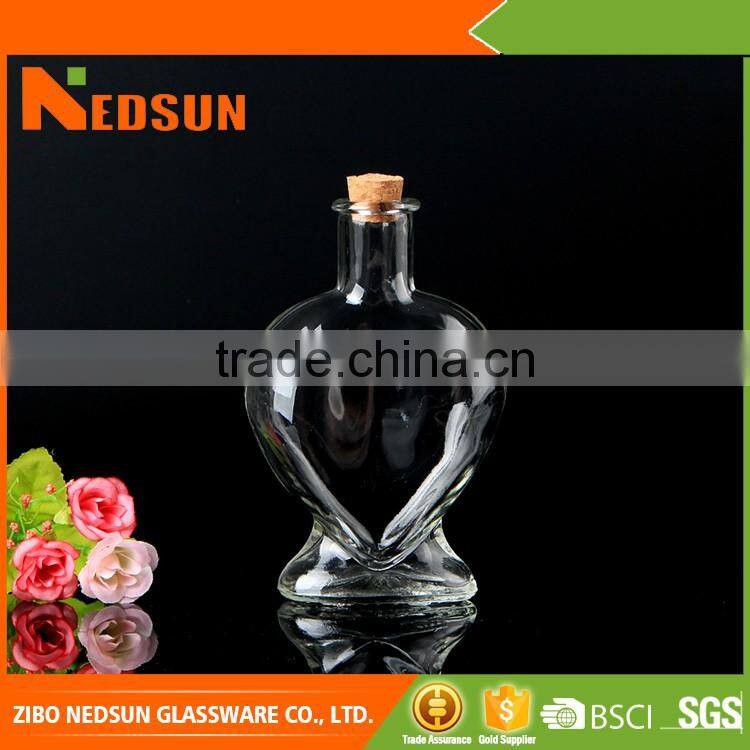 New design glass bottles for body oil with cork