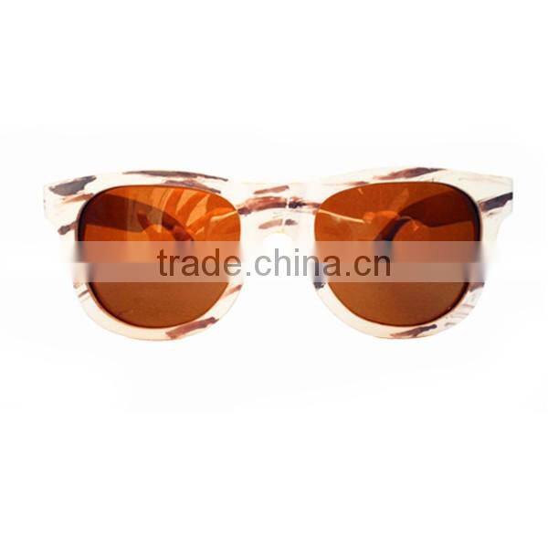 White zebra pattern wooden eye glasses colored lenses sunglasses fashion beautiful surface sunglasses