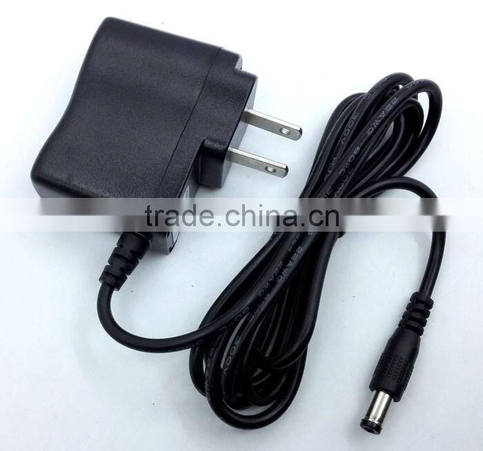 LED AC/DC wall plug adapter 3A 10W