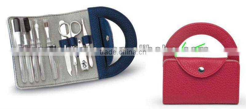 2017 New Design Cosmetic And Manicure Set