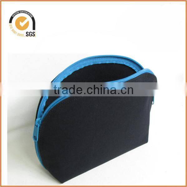 Vegan Canvas Zippered Pouch By Chiqun CQ-H01037