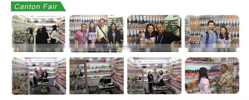 kitchen manual wooden salt and pepper mill, pepper grinder, salt and pepper shaker