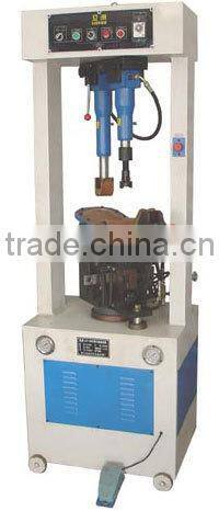 LZ-680 Single Cylinder Universal Hydraulic Machine, shoe making machine