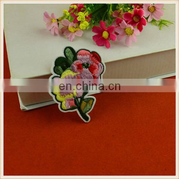 2016 hot sale appliques floral embroidery patches for garment