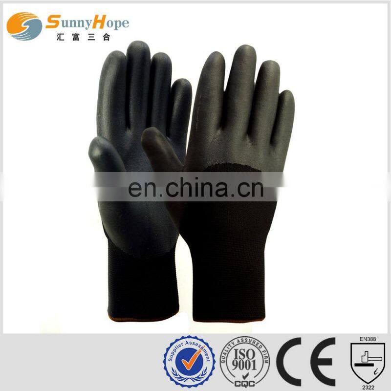 Black Nitrile foam coated Gloves construction 13gauge polyester liner with nitrile foam coated.3/4 dipped gloves