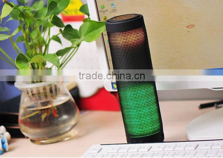 2016 2300mah battery long playing time LED light wireless bluetooth speaker