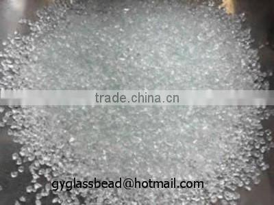 transparent glass sand