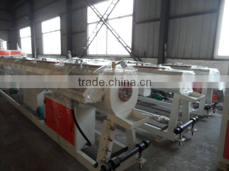 Plastic Pipe Vacuum Forming Machine