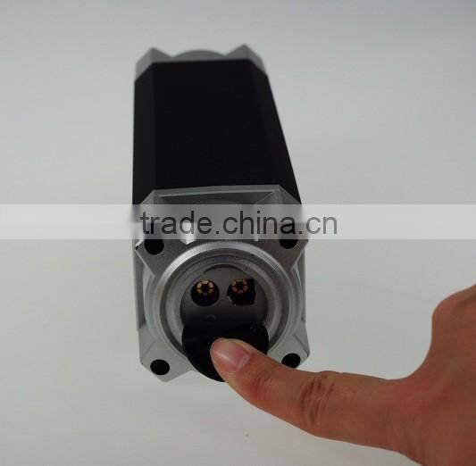 43 USD car jump starter power bank 11400mAh with strong LED torch for 25 meters