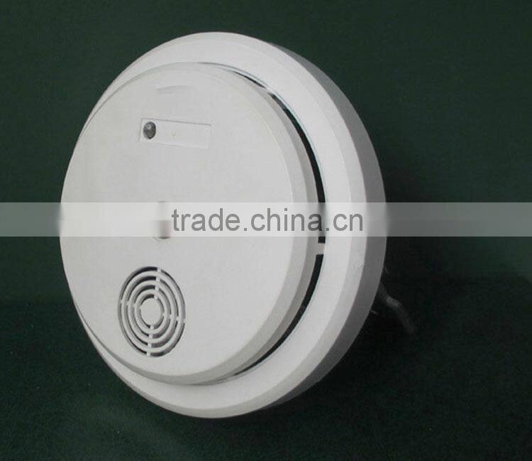 2015 best quality red led flash smoke detector with relay output