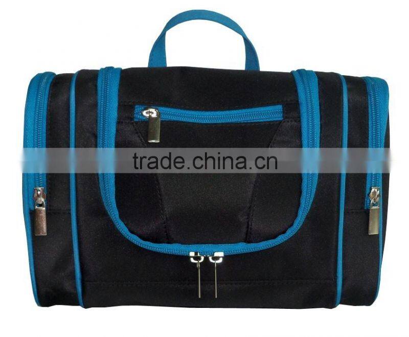 2016 NEW arrival Europe wholesale pu leather hanging toiletry bag for Lady, stripe pu for body