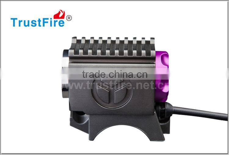 Handlebar bicycle light TrustFire original factory D001 600LM mini bike light, Bike cycle accessories powered by battery pack