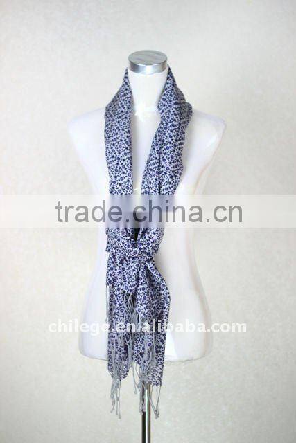 silk/wool blended printed scarf