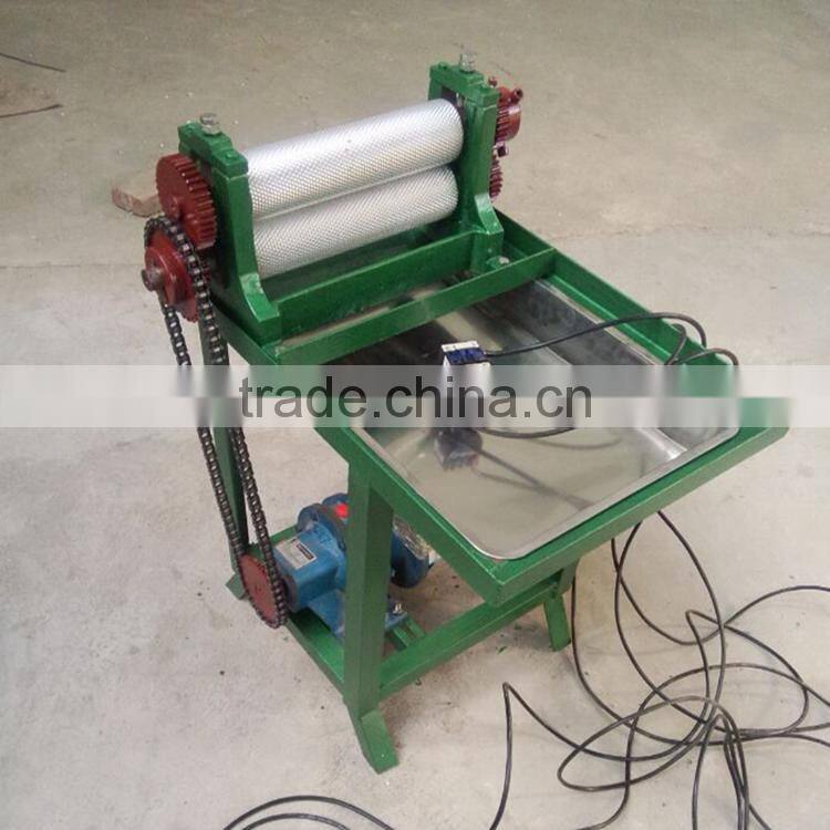 wholesale beekeeping equipment electric beeswax comb foundation machine high precision beeswax sheet machine