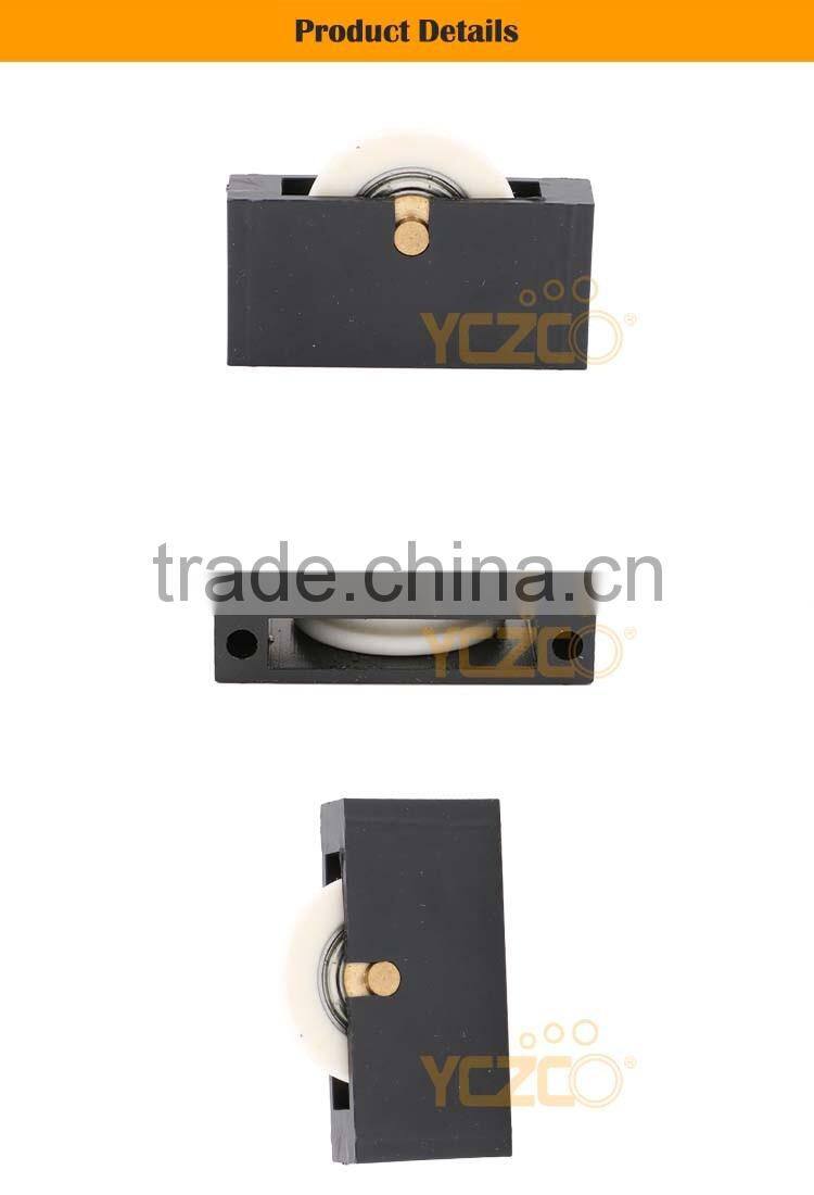 Alibaba good sale plastic window roller pom