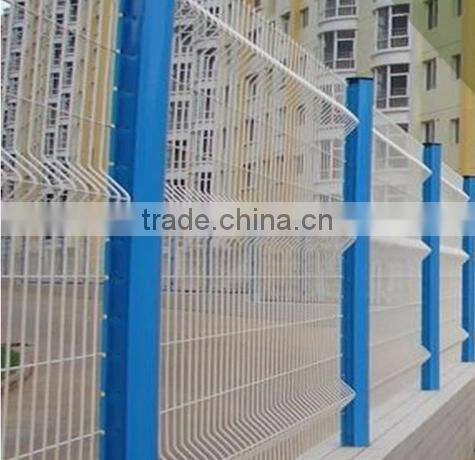 low price high quality galvanized welded wire mesh factory with fold security fence