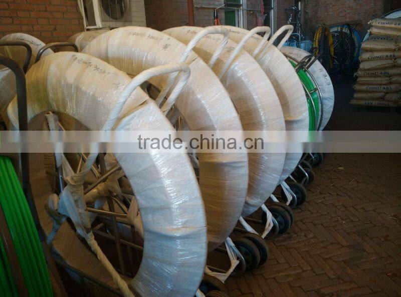Fiberglass duct rodder for tube optical cable installation
