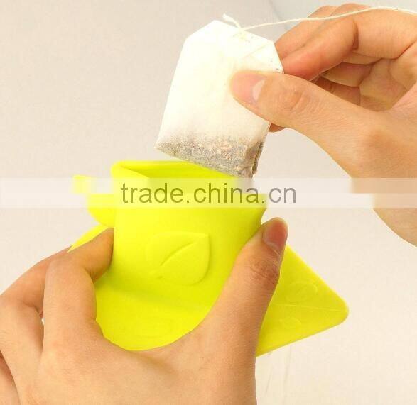 Silicone Tea Bag Squeezer & Cup Lid