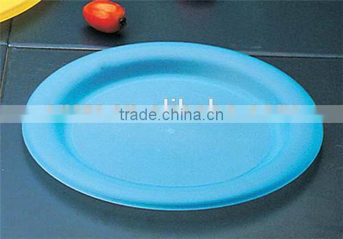 middle round plastic plate