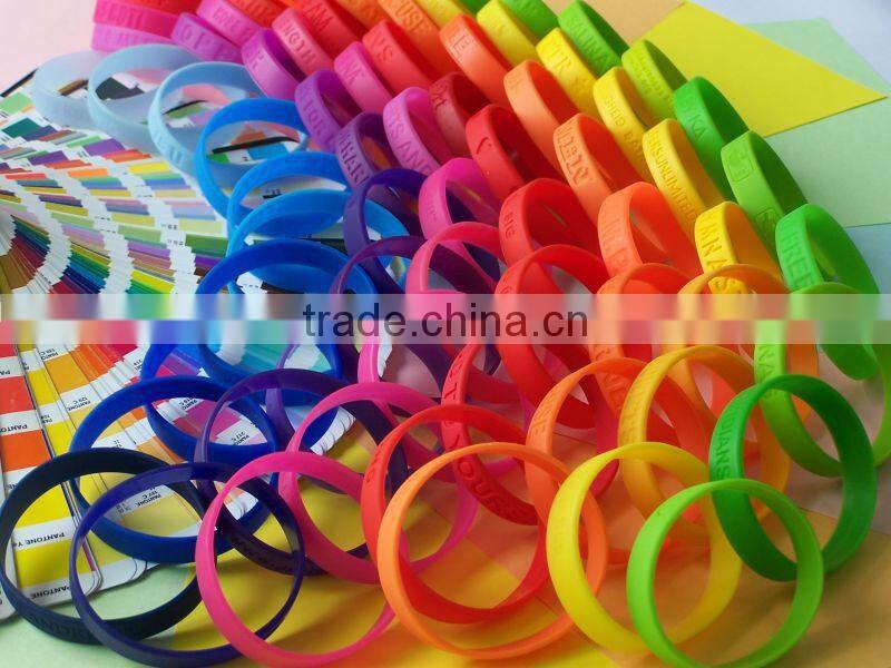 2016 hot sale personalized printed silicone bracelets with QR code for promotional gift