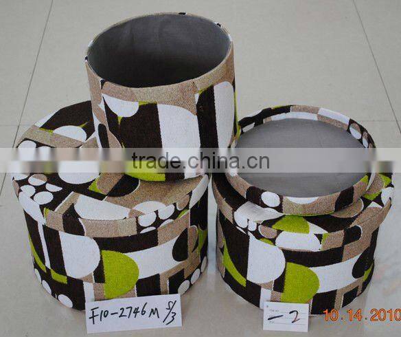 round cardboard storage boxes with lids