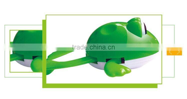 Hot selling cheap wind up swimming plastic realistic frog toy