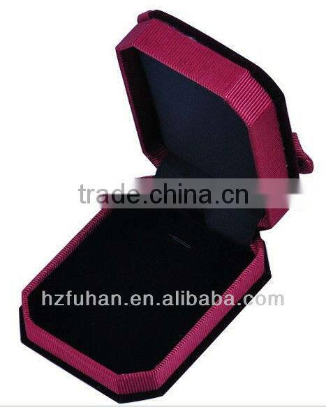 Red velvet gift box/bracelet packaging box/ Jewllry display sets