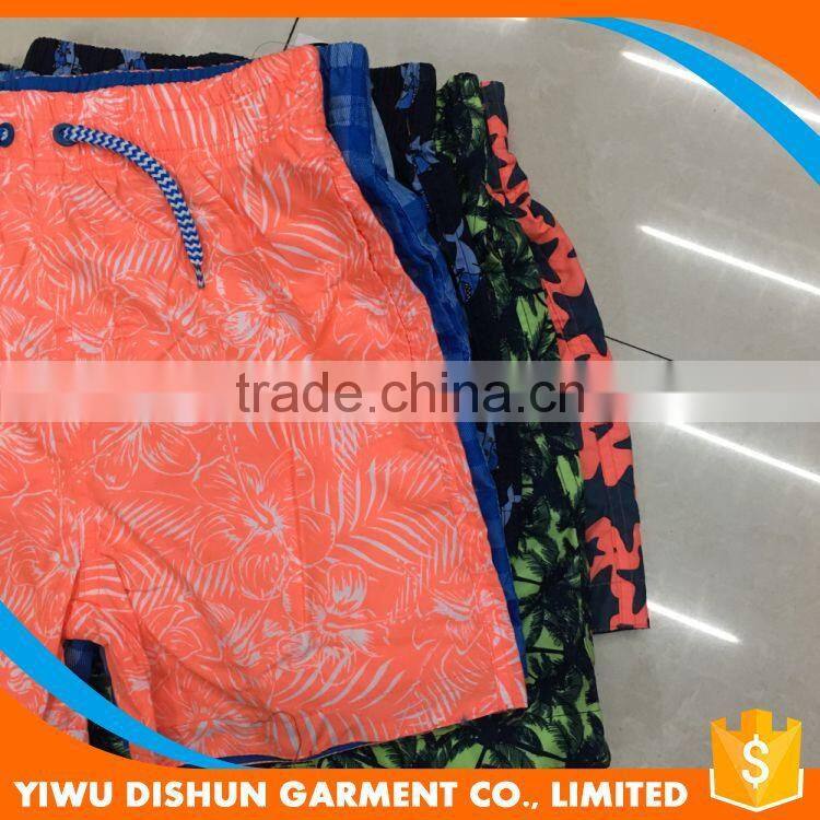 Best-selling fashion embroidery wholesale baby ruffle shorts