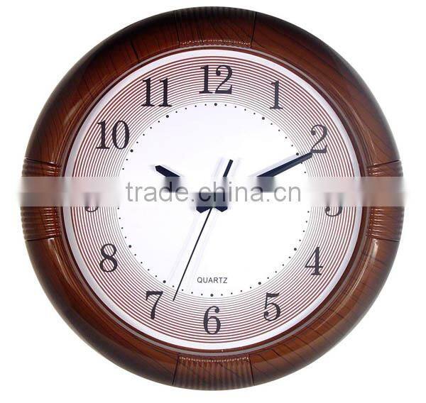 2014 Wooden Color Plastic Material Quartz Wall Clock
