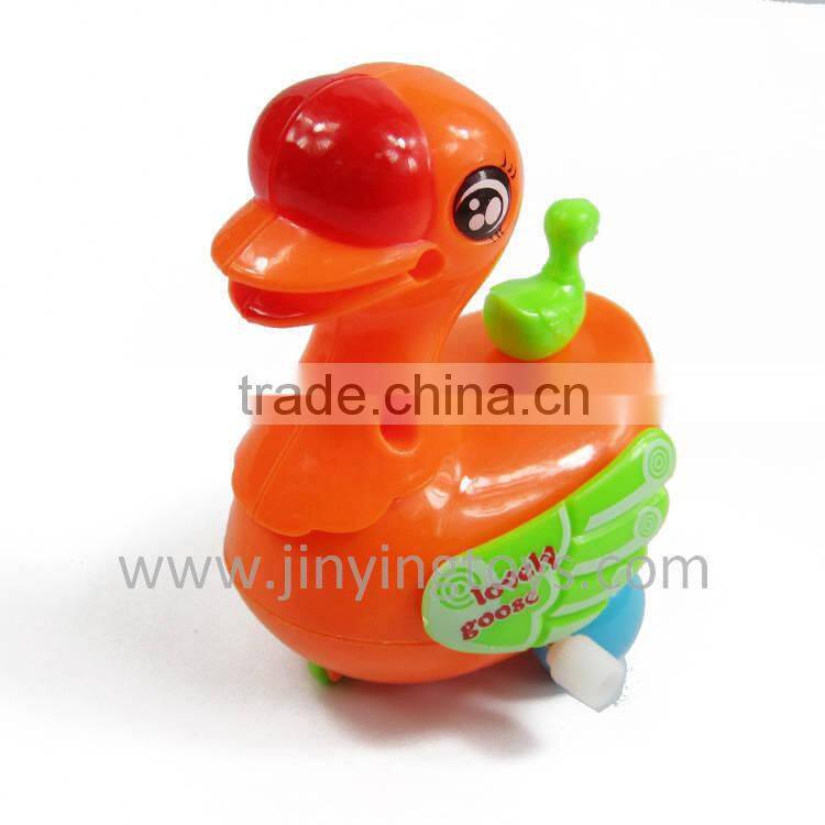 Lovely wind-up animal plastic goose with EN71