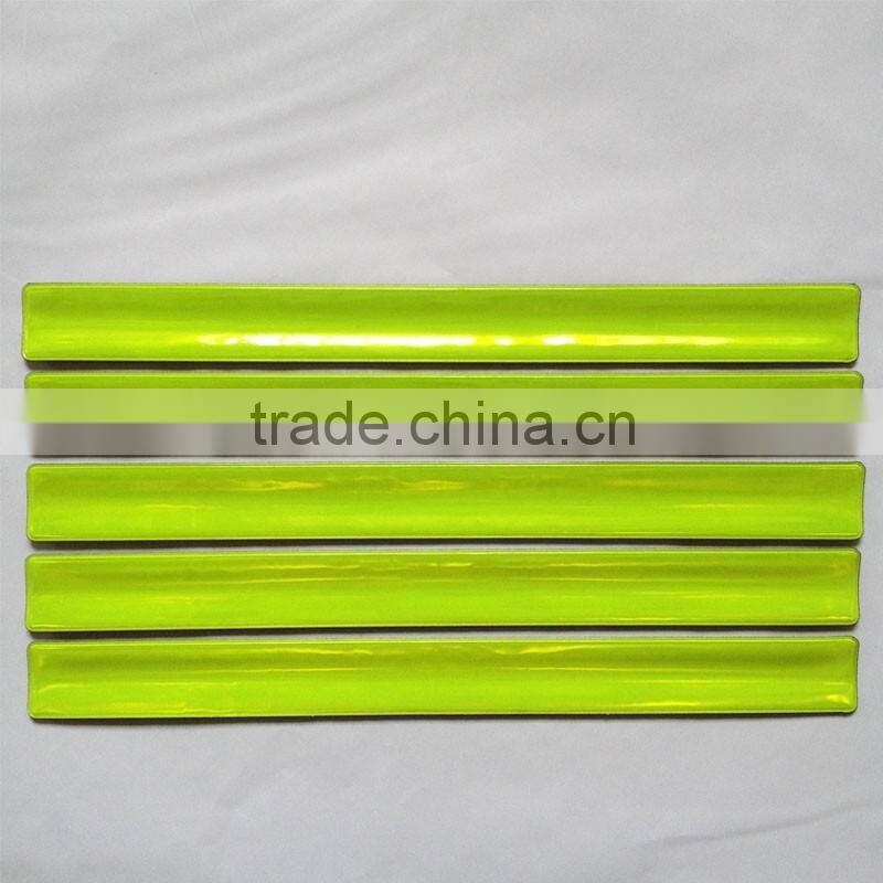 EN716P reflective slap bracelet / bracelet/reflective band