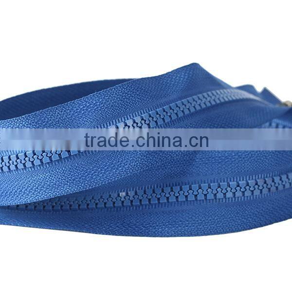 2015 top quality #5 close end auto lock plastic low price plastic zipper