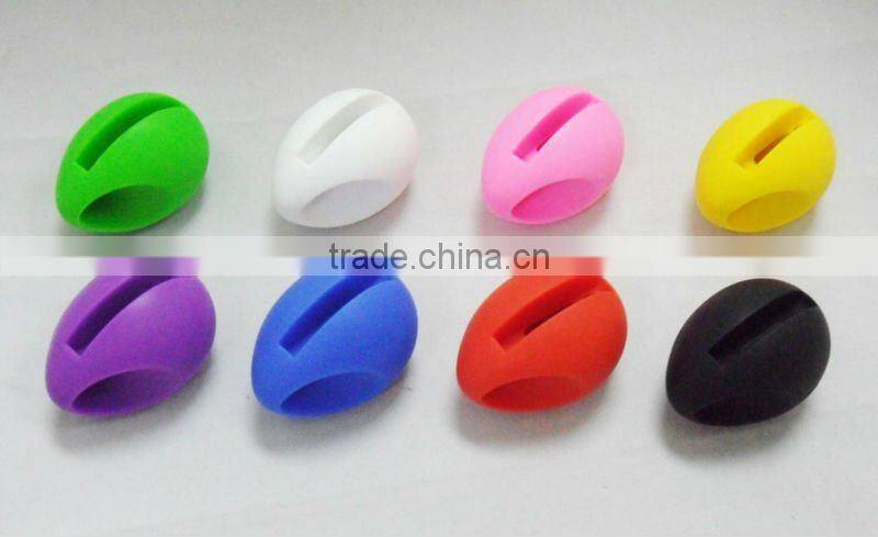 crazy sell silicone music egg mini speaker for iphone 4/4s
