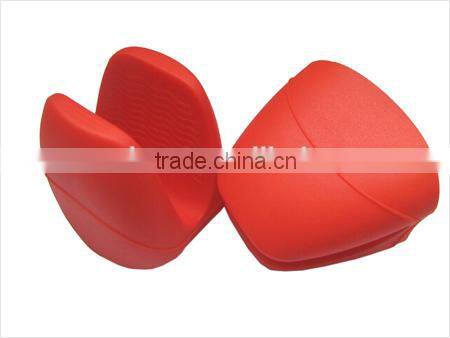 Food grade heat resistant silicone oven mitt