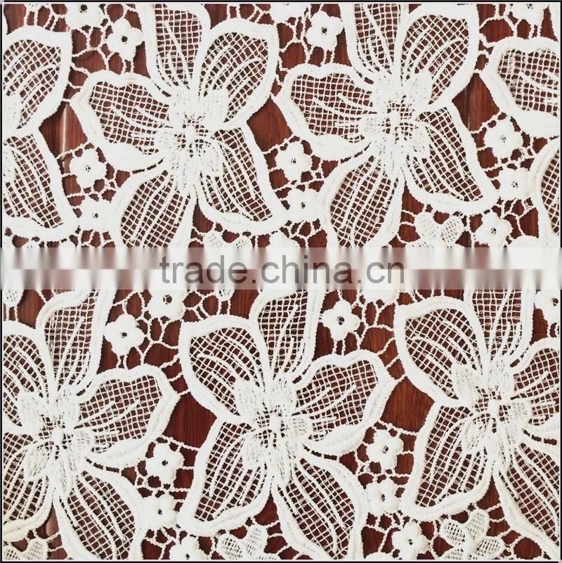 Machine embroideried dry chemical lace