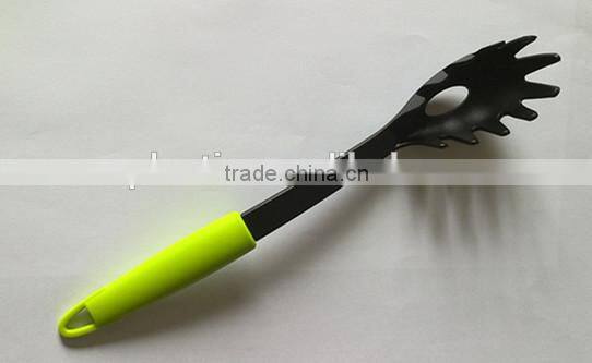 2015 popular sale 6 pcs set nylon tool kitchen utensils set with colorful handle CE / EU, FDA, LFGB, SGS