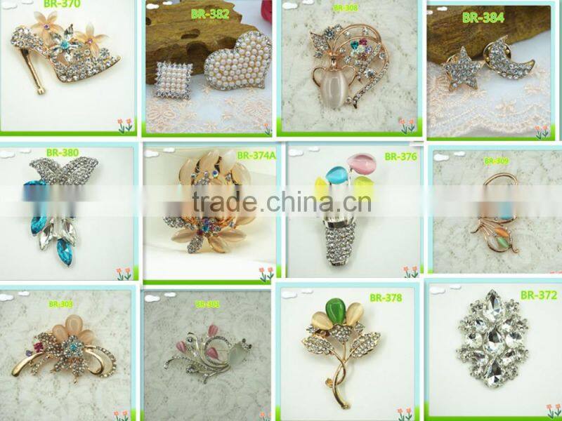 fashion funny crystal brooch,custom brooch