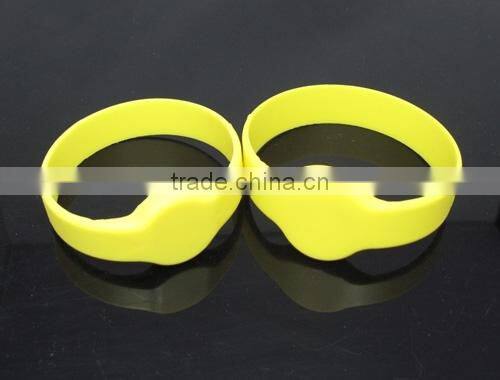 Silicon/Rubber/Plastic RFID Fundraising Bracelets with Tag-it 2048 Chip