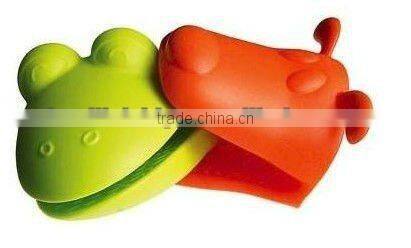 Free Packing Cute Animal Shape Silicone Gloves/Kitchen ware
