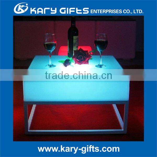 Light Up Party Events Coffee High Table PE Plastic LED Coffee Table