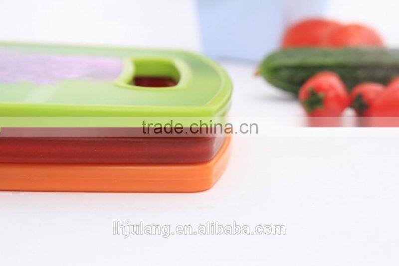 Useful Plastic chopping board/Non-slip plastic chopping board for kitchen