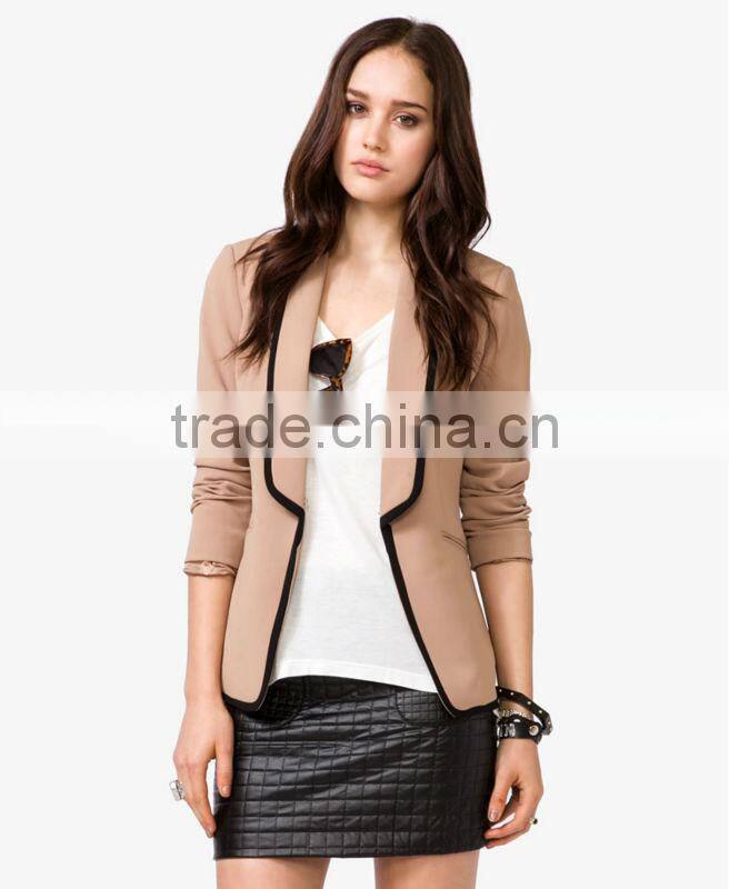 Padded Contrast Trimmed Blazer